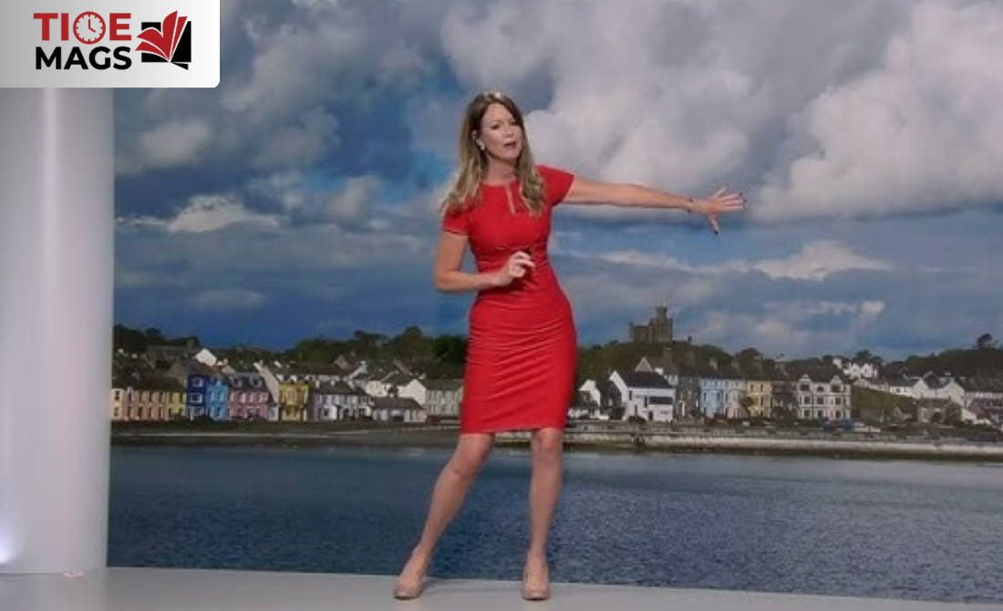 Elizabeth Rizzini hips