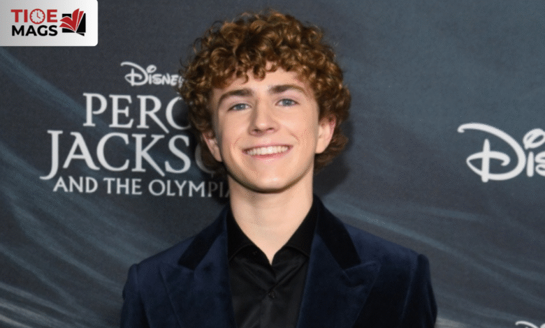 walker scobell walker scobell